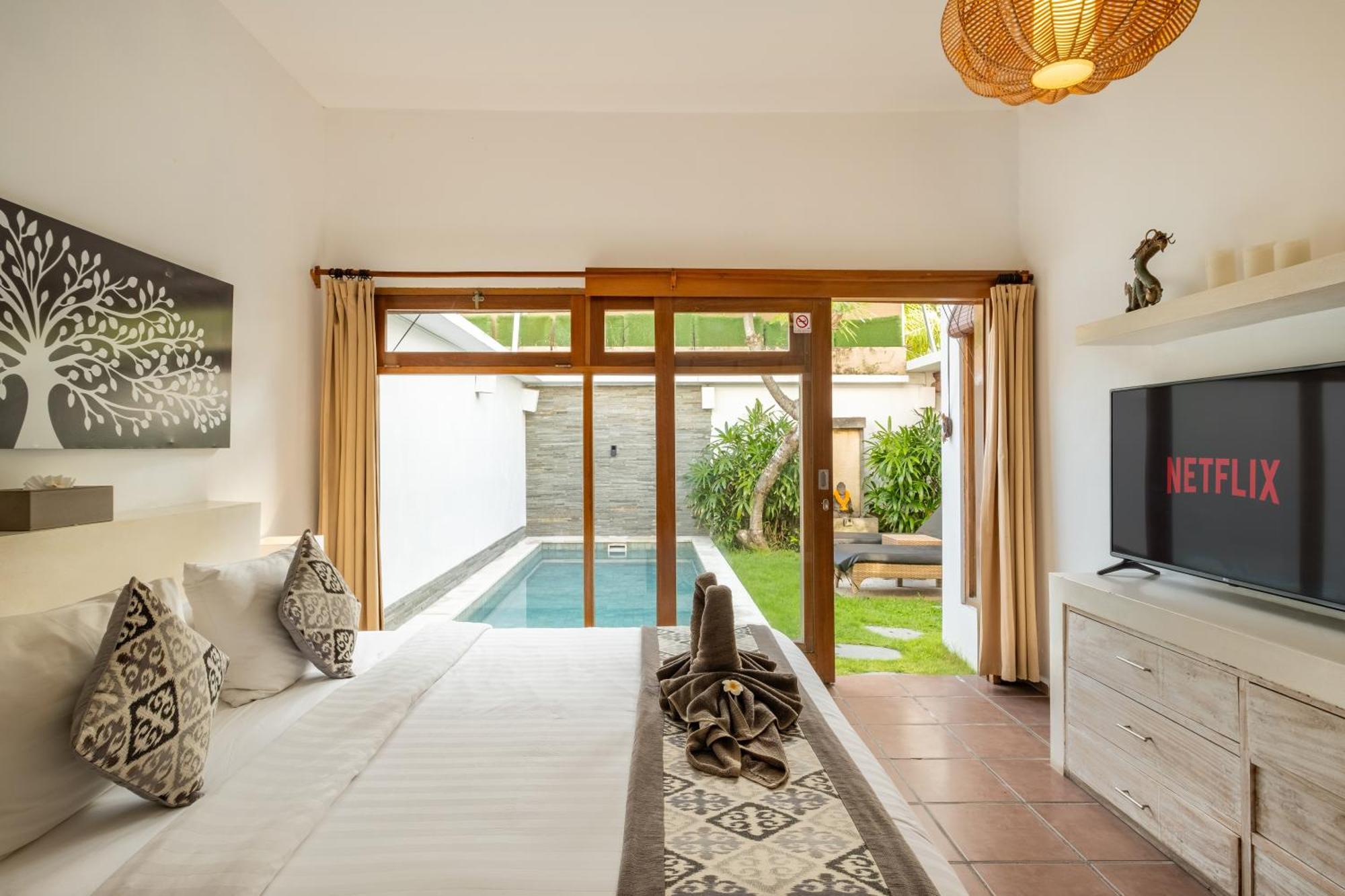 2 Bedroom In With Private Pool And Parking * Seminyak (Bali)