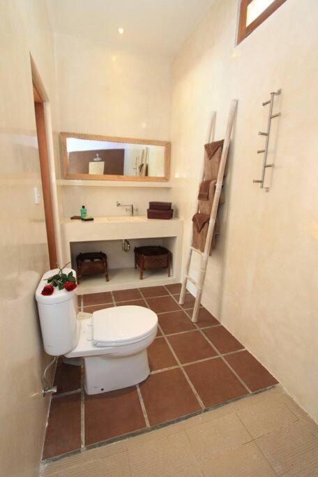 2 Bedroom In With Private Pool And Parking Villa *