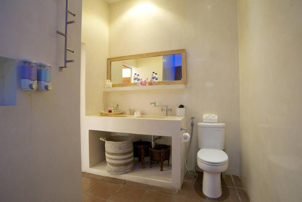 2 Bedroom In With Private Pool And Parking Villa