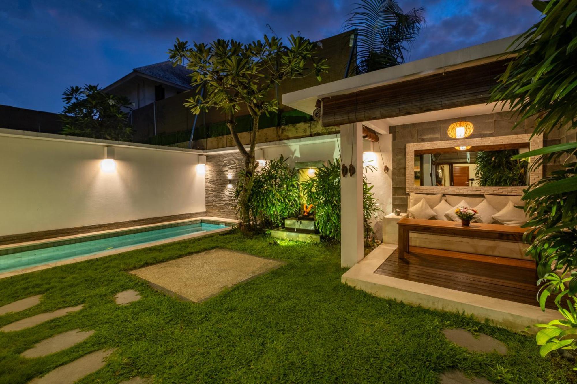 2 Bedroom In With Private Pool And Parking Villa