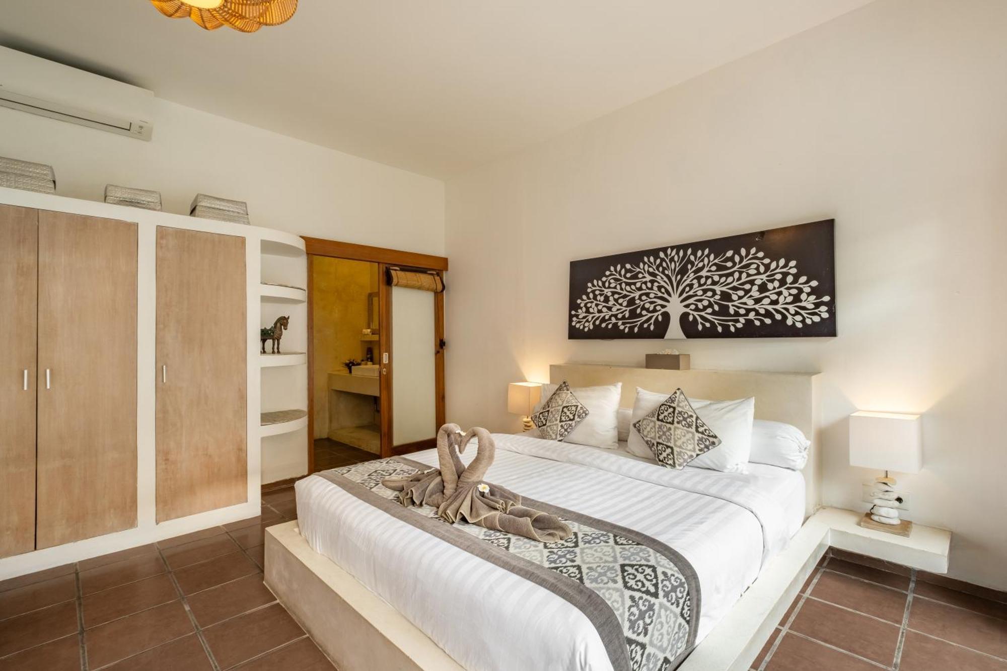 Villa 2 Bedroom In With Private Pool And Parking *